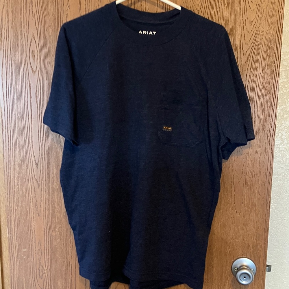 Men’s Ariat T shirt